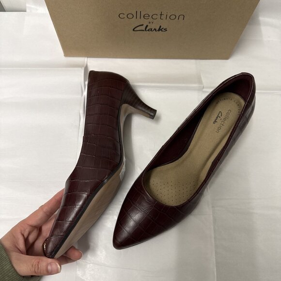 CLARKS Collection Women's Linvale Jerica Pumps - Picture 6 of 15